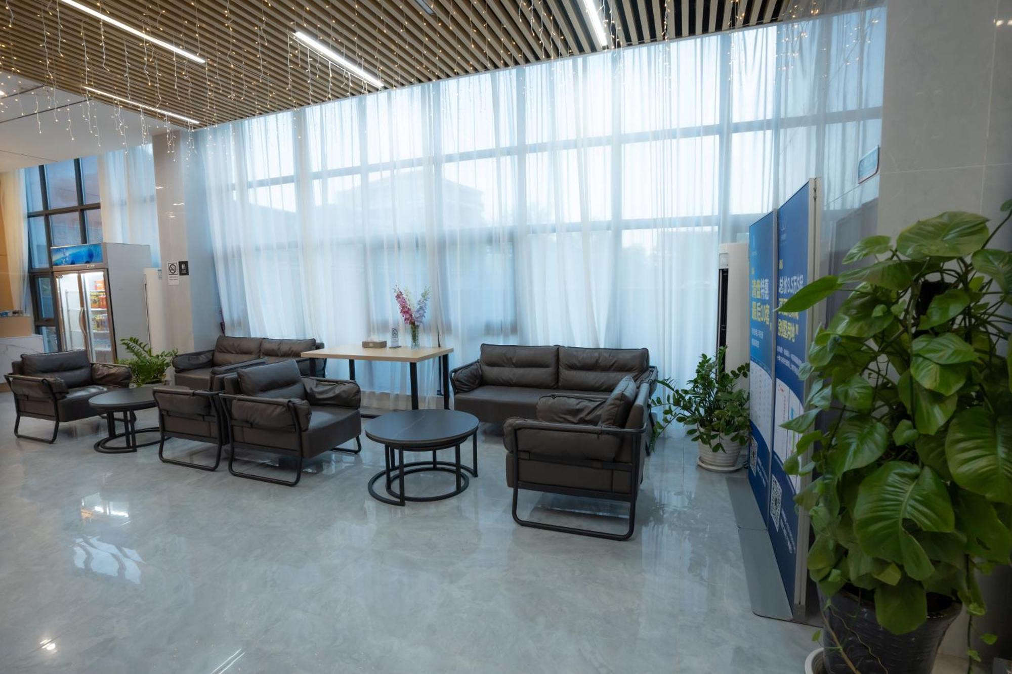 Hotel Ark House Phnom Penh Esterno foto